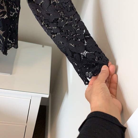 BCBG Max Adria lace top - Picture 3 of 6